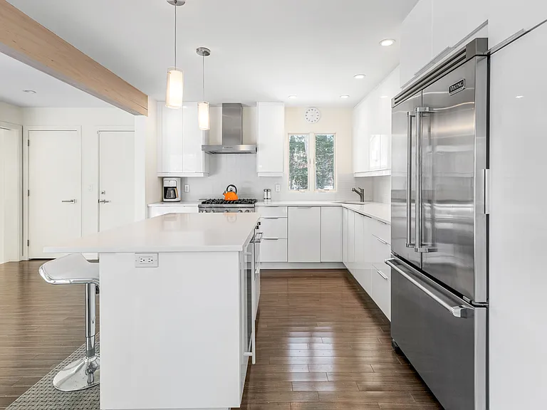 1 Longwoods Ln — Photo 10