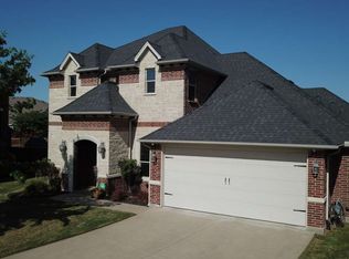 401 Blue Daze Ct, Burleson, TX 76028