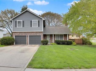 15405 W 81st Ter, Lenexa, KS 66219