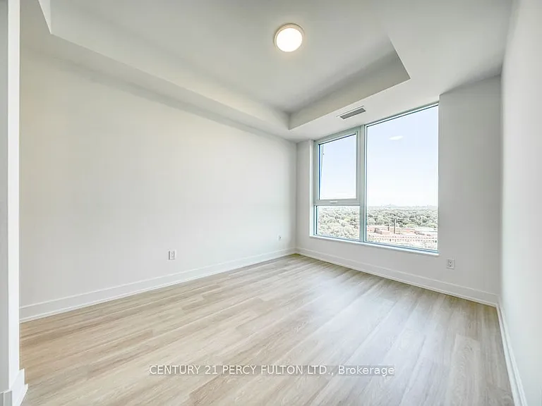 60 Central Park Dr #1802 — Photo 17