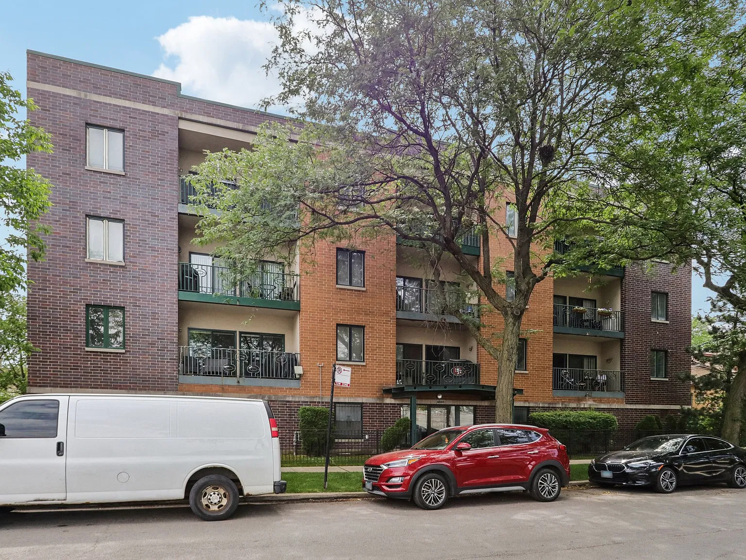 4625 W Lawrence Ave — Photo 3