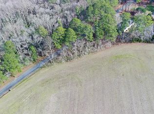 12 Fletcher Rd, Mappsville, VA 23407