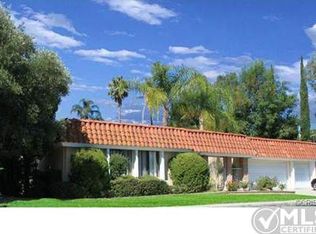 24330 Clipstone St, Woodland Hills, CA 91367