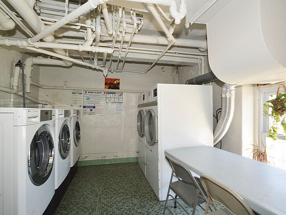 3rd image of 4420 Douglaston Pkwy APT 3A