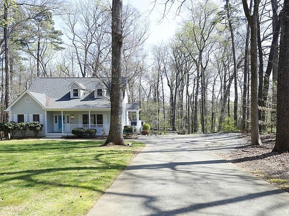 3rd image of 3730 Shoccoree Dr