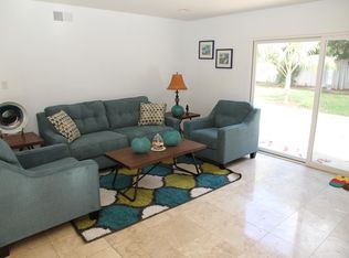 3914 Linmar Ln, Carlsbad, CA 92008