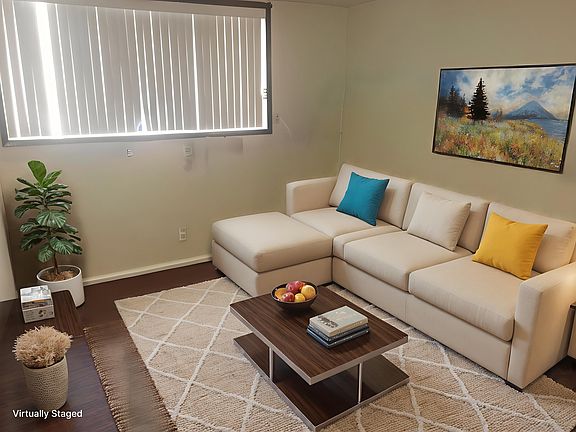 2nd image of 2601 Garfield Ave APT 101