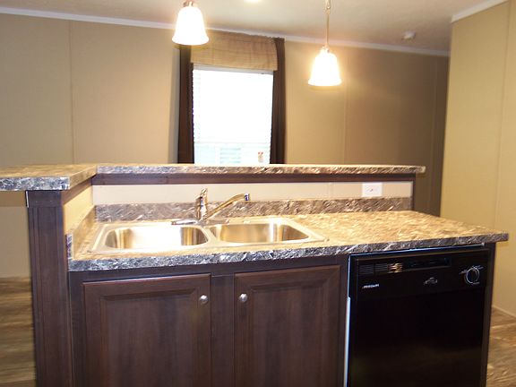 5th image of 48259 Hillside Dr