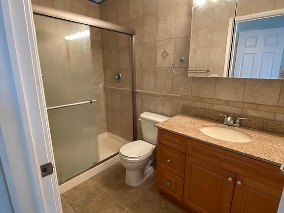 2nd image of 59 E Main St APT Q