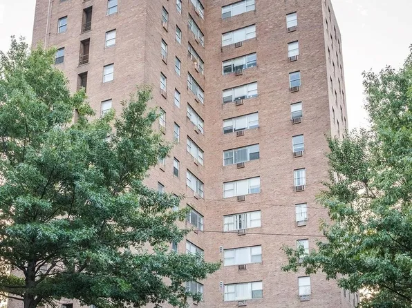Highland Towers