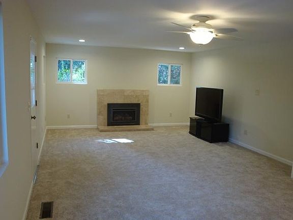 5th image of 13630 Ferncrest Ct