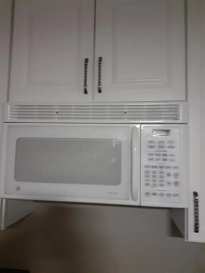 2 bed, 900 sqft, $1,600 — Photo 4