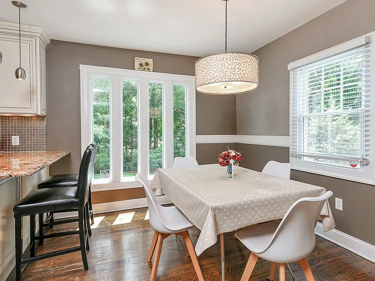 Breakfast Nook