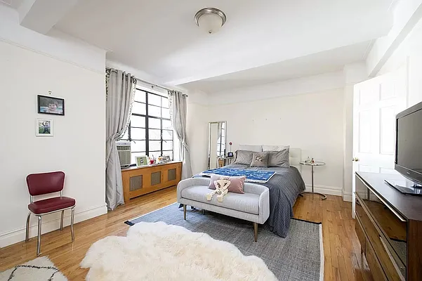 Rented by Balen Real Estate, LLC | media 6