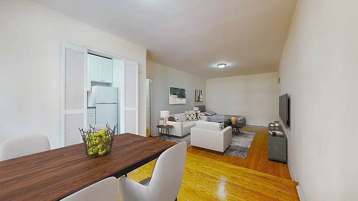 Rented by Bond New York | media 16