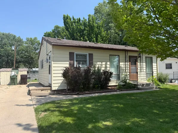3803 Avenue C, Kearney, NE 68847