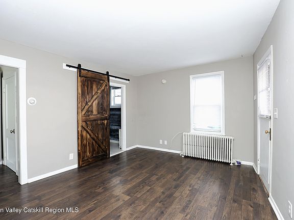 4th image of 343 Washington Avenue