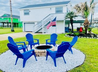 4007 Grayson Dr, Galveston, TX 77554