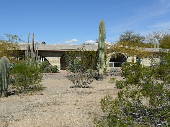 2nd image of 8042 E Culver St