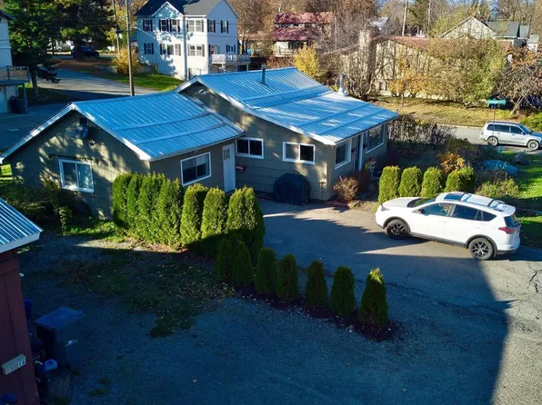 302 S 3rd Ave, Sandpoint, ID 83864