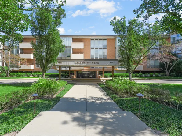 1301 N Western Ave Unit 217, Lake Forest, IL 60045