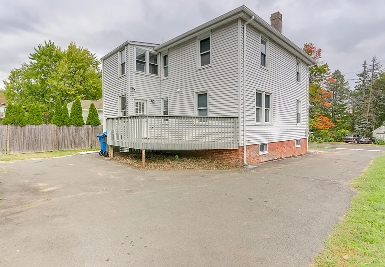 18 Peck St — Photo 18