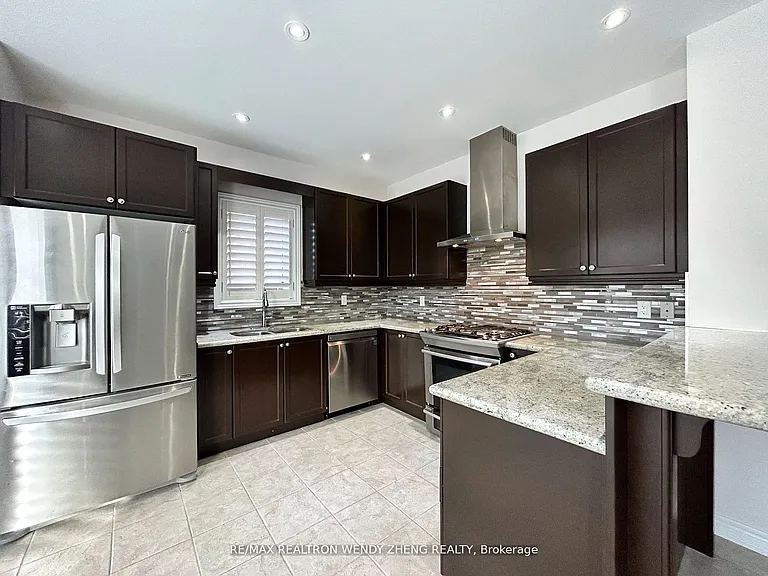 33 Begonia Cres #UPPER — Photo 8