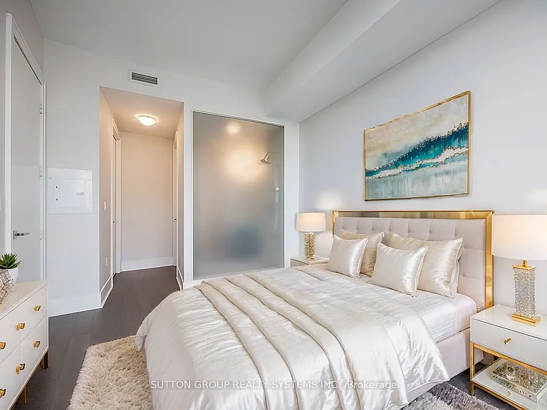 29 Queens Quay E #1008 — Photo 18