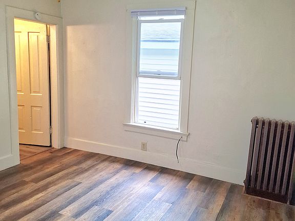 5th image of 266 E 4th St #3