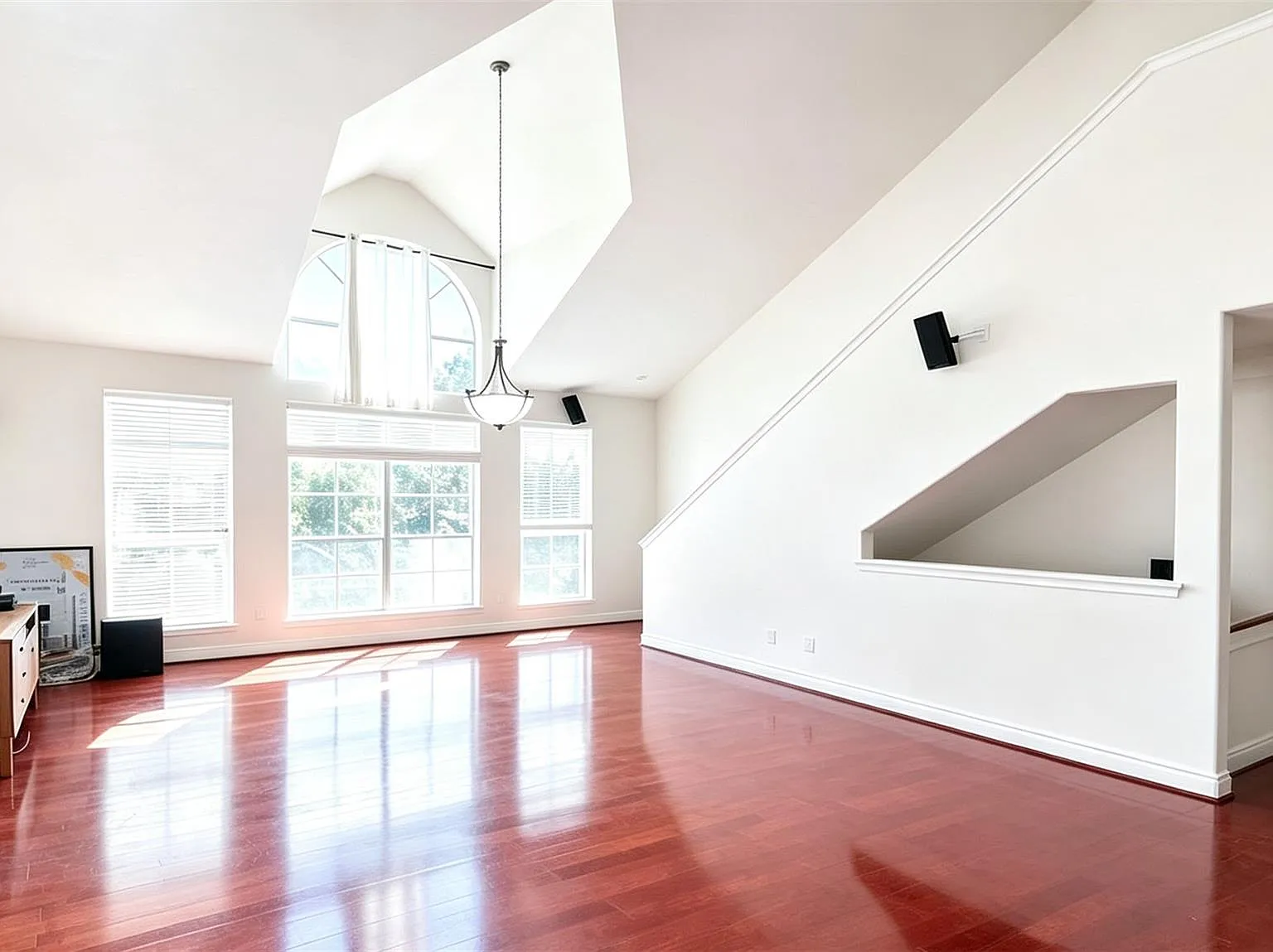 2 bed, 3.0 bath, 1820 sqft, $2,150 — Photo 4