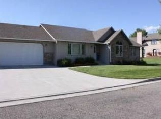 510 Spy Glass Cir, Riverton, WY 82501