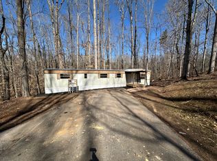 125 Plain Ln, Central, SC 29630