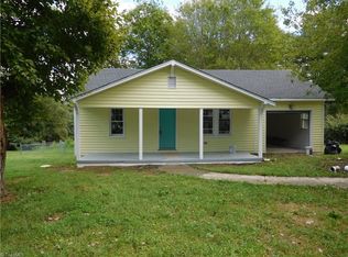 6325 Baux Mountain Rd, Winston Salem, NC 27105
