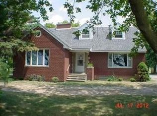 2851 S Mackinaw Rd, Kawkawlin, MI 48631