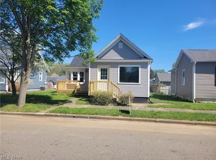 375 2nd St SE, Brewster, OH