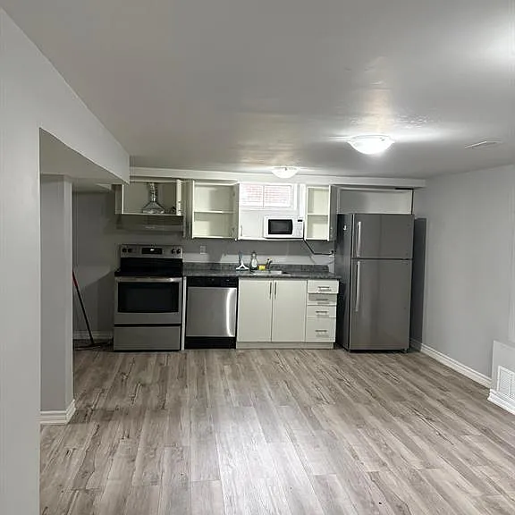 3580 McKay Ave #LOWER — Photo 4