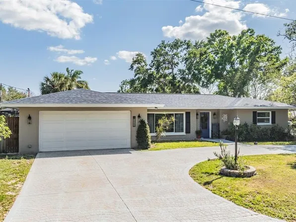 1945 Magnolia Dr, Clearwater, FL 33764