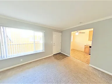 Apt 6 - 2x1.5 Townhouse