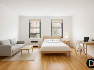 302 W 11th St #3A, New York, NY 10014