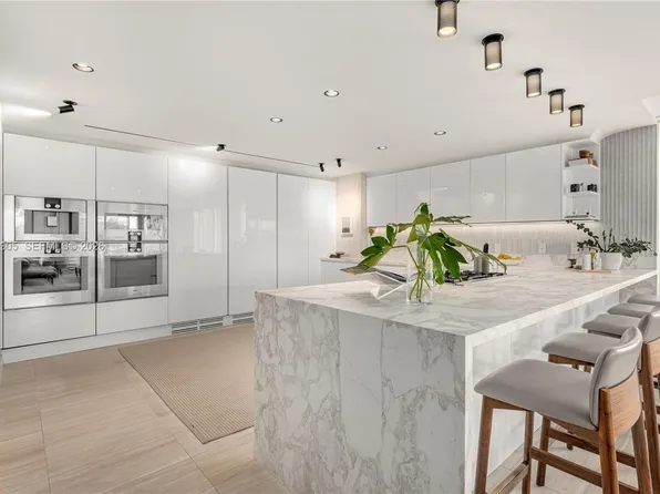 4701 N Meridian Ave Unit 421, Miami Beach, FL 33140