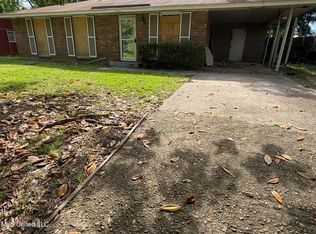 2805 Engleside Dr, Jackson, MS 39212