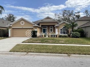 17127 Falconridge Rd, Lithia, FL 33547