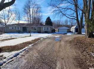 1357 550th Ave, Lincoln, IL 62656