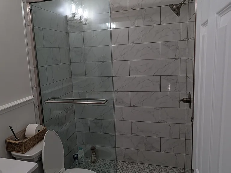 616 E St NE #A — Photo 31