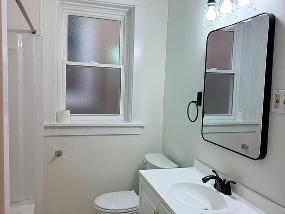 5th image of 3917 Miami St #1