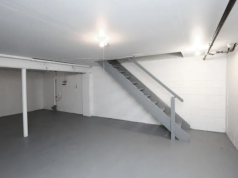 Parkside Apartments — Photo 18