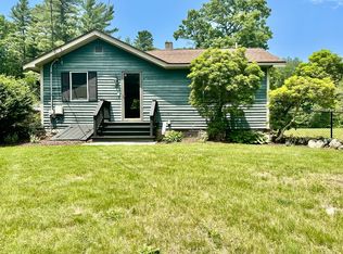20 Benson St, Middleboro, MA 02346