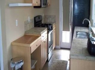 1085 Vale View Dr #B, Vista, CA 92081