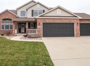 3506 Armstrong Dr, Bloomington, IL