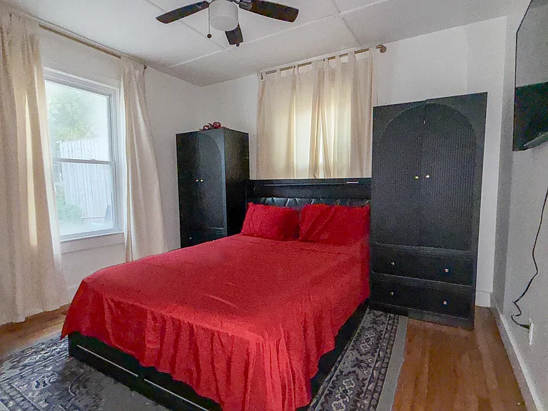 1450 Hawthorne Way — Photo 5